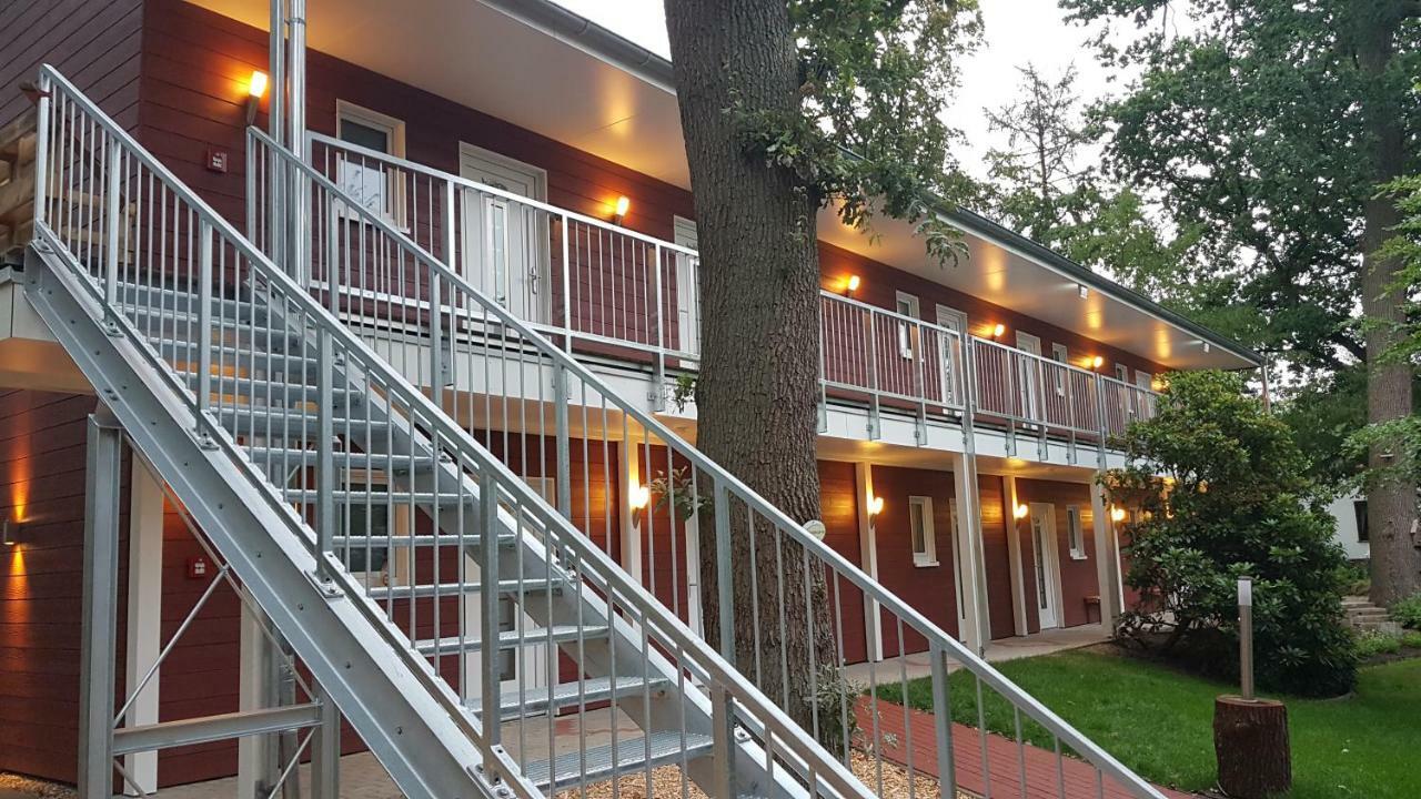 Kraeuterhotel & Restaurant Heidejaeger Mulmshorn Exterior photo